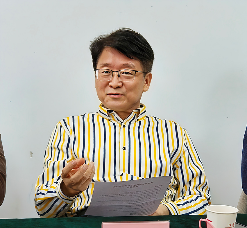 丁燈詩(shī)歌研討會(huì)05