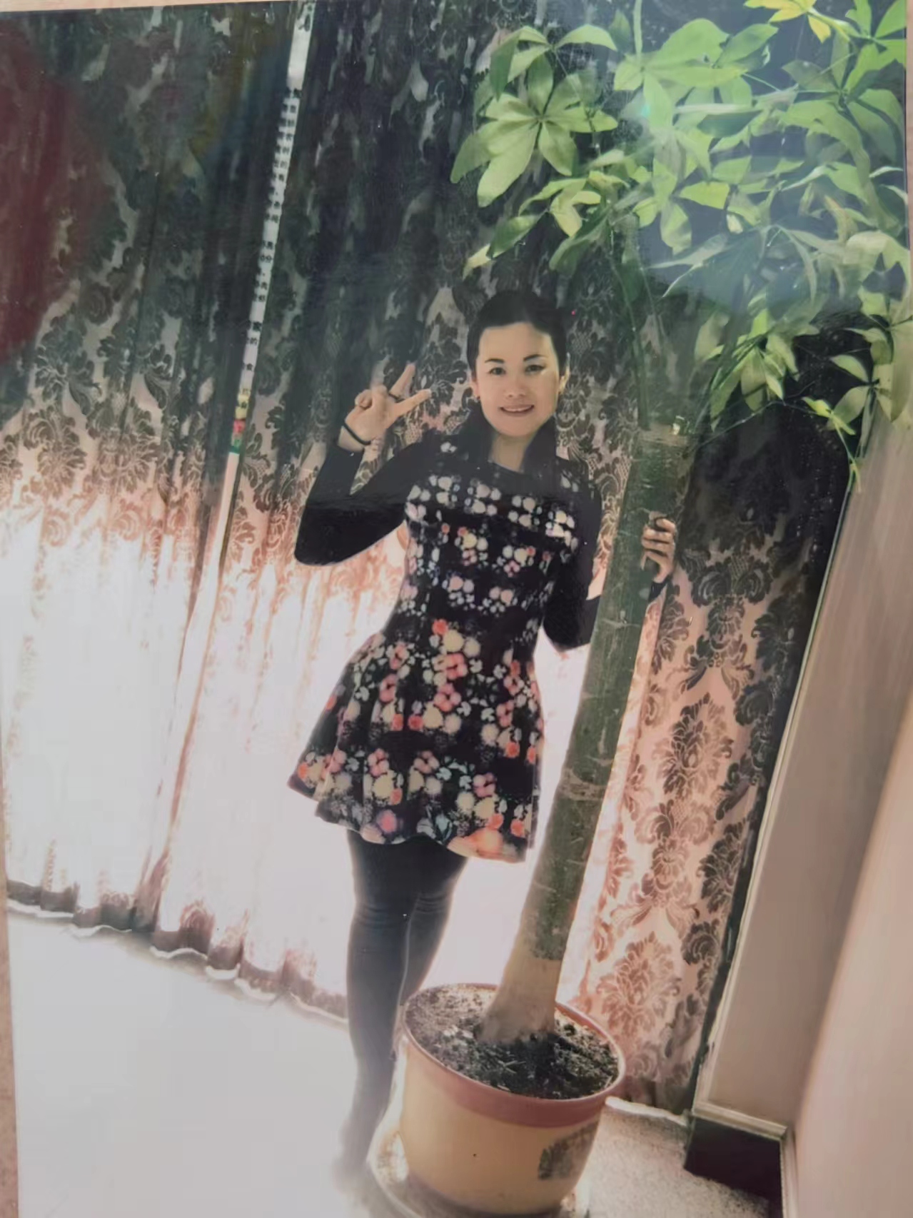 靚麗青春)
