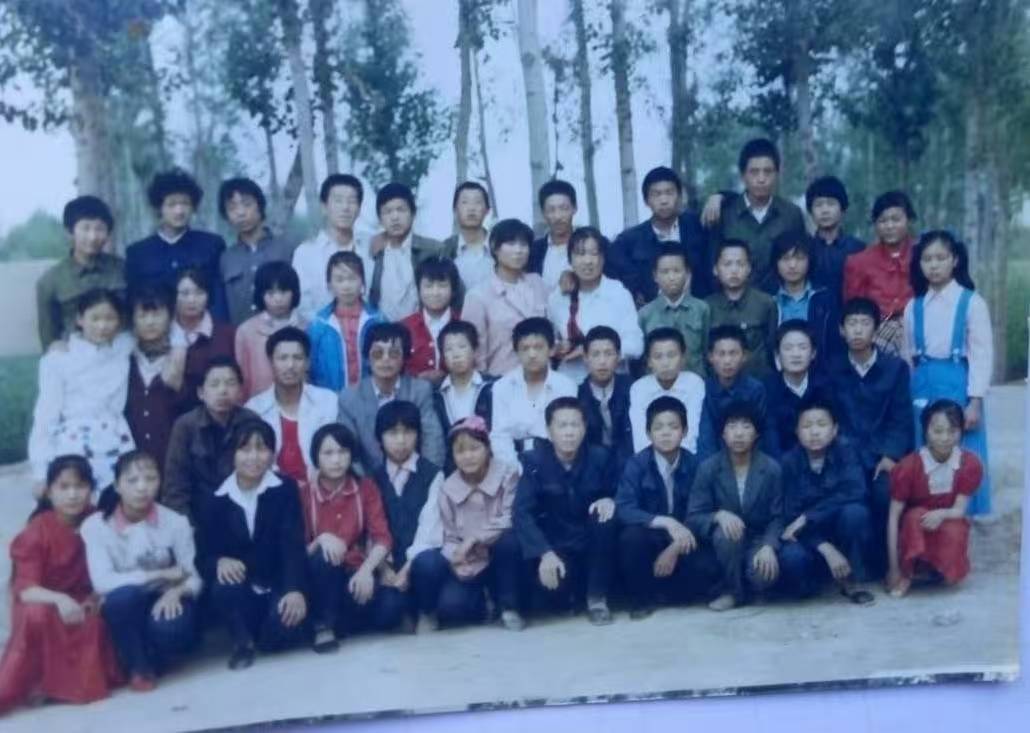 陳家溝中學校友畢業照